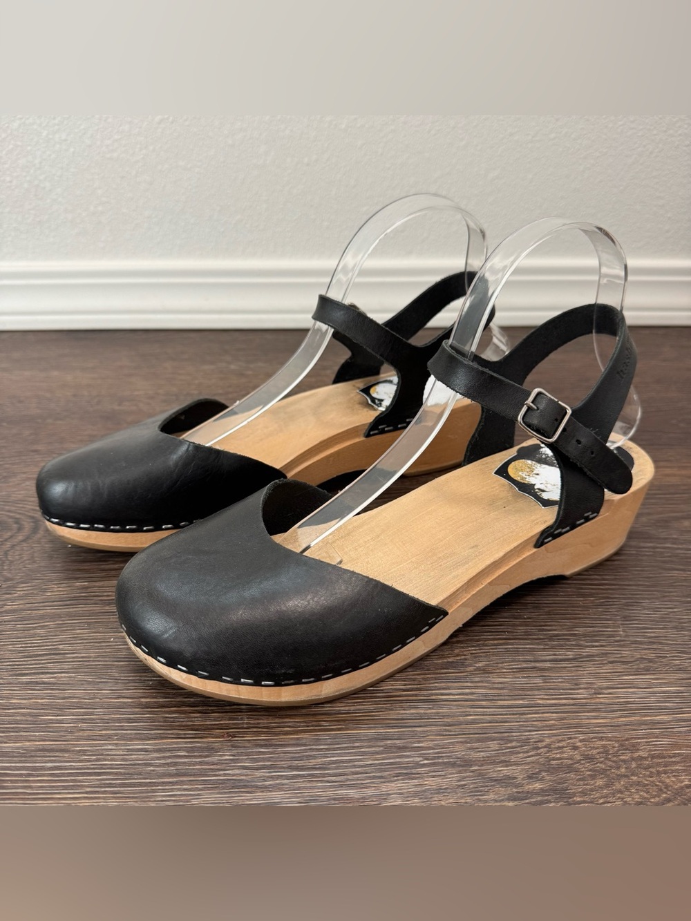 Swedish Hasbeens Closed Toe Clog Sandals Black Leather Size 41 = US 10